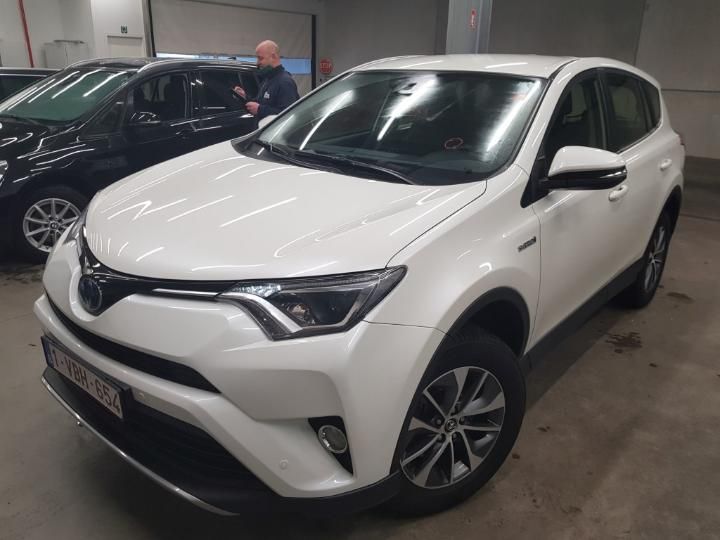 toyota rav4 2018 jtmwrrev60d090496