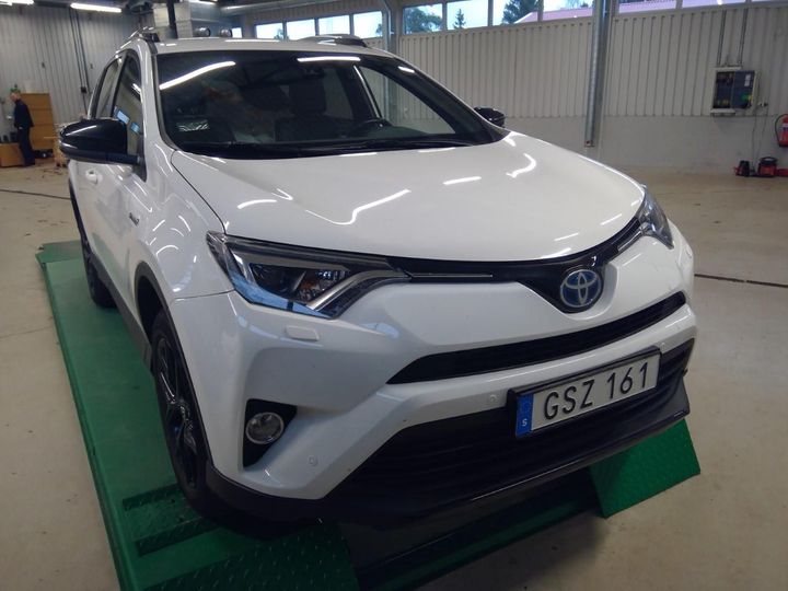 toyota rav4 2018 jtmwrrev70d089115