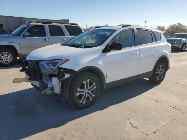 toyota rav4 le 2018 jtmzfrev2jj210951