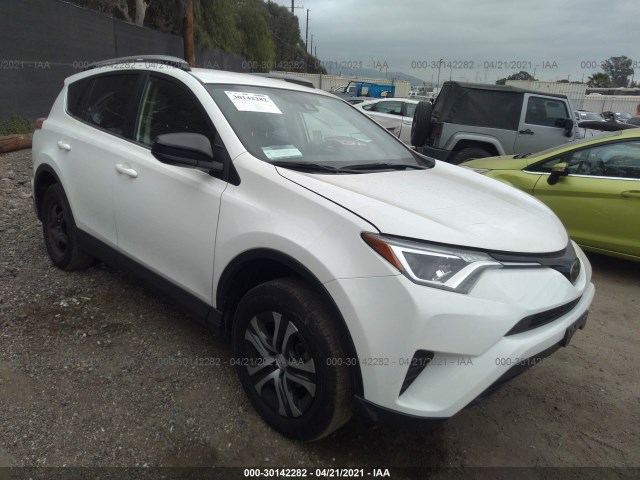 toyota rav4 2017 jtmzfrev4hj146003