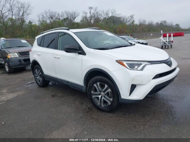 toyota rav4 2017 jtmzfrev8hj132850