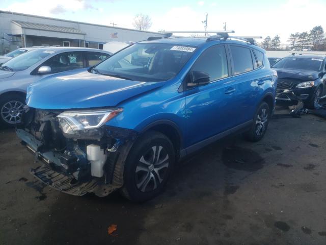 toyota rav4 le 2017 jtmzfrev8hj709120