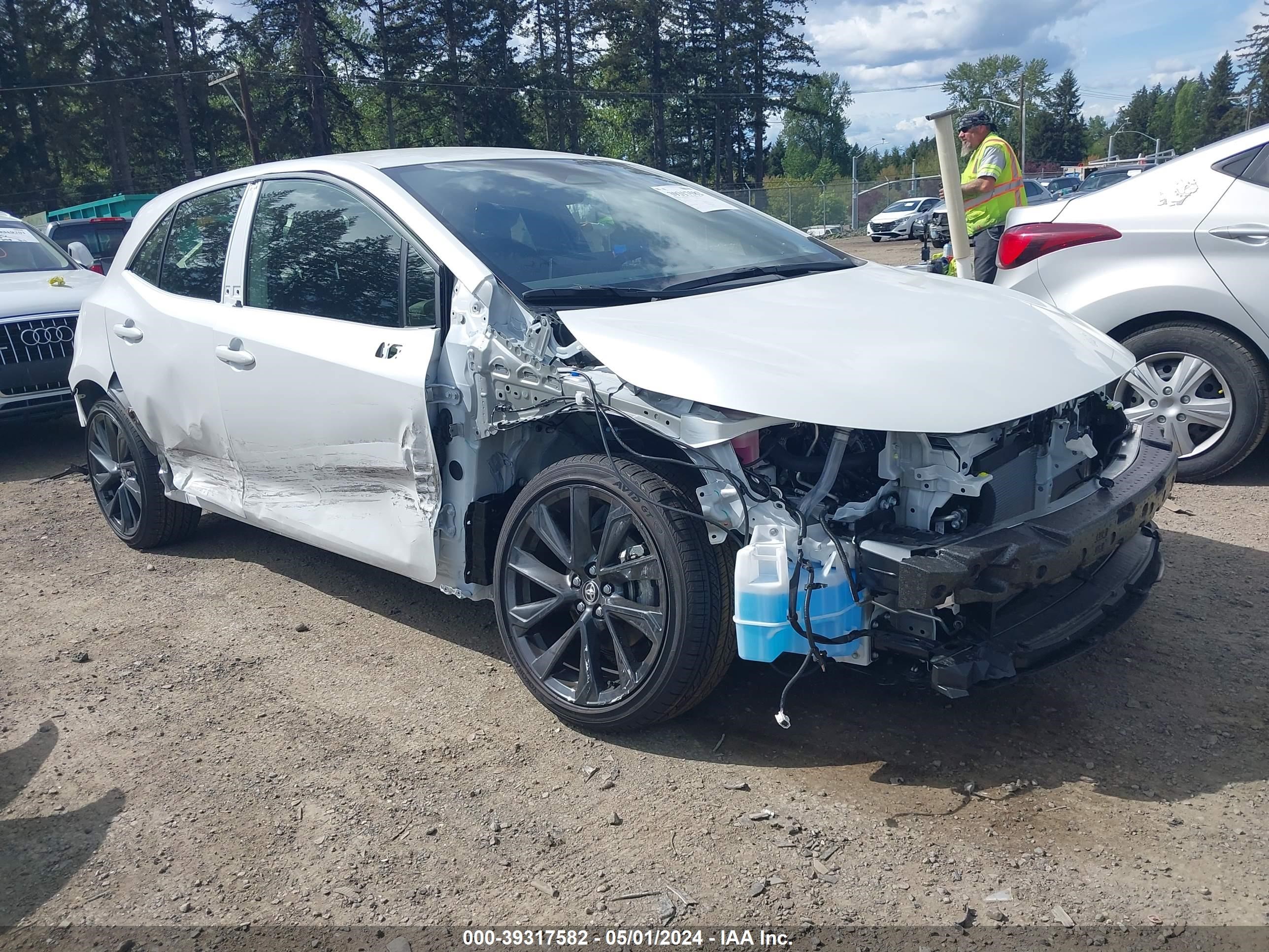 toyota corolla 2024 jtnc4mbe2r3225657