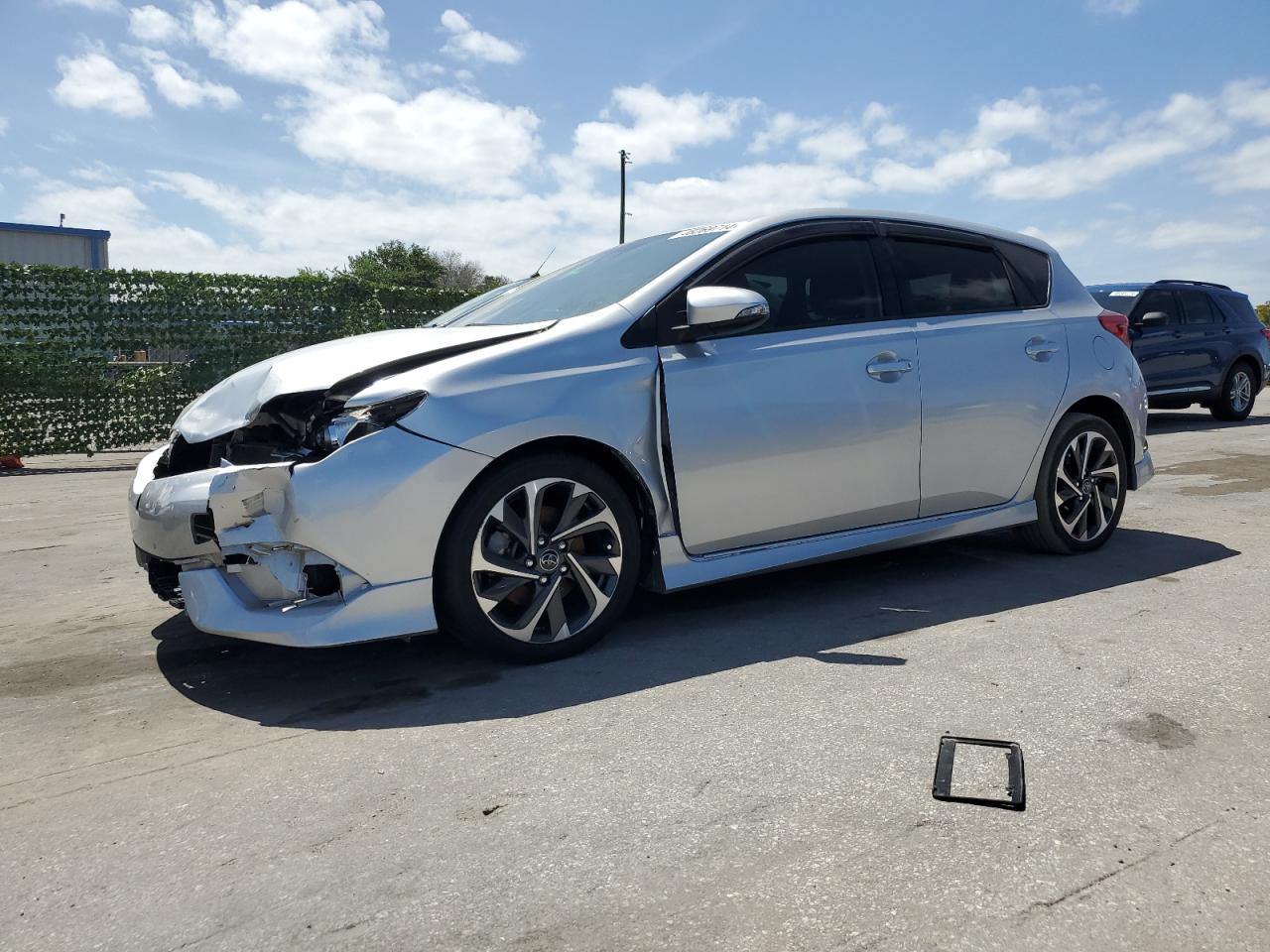 toyota corolla 2017 jtnkarje0hj523461