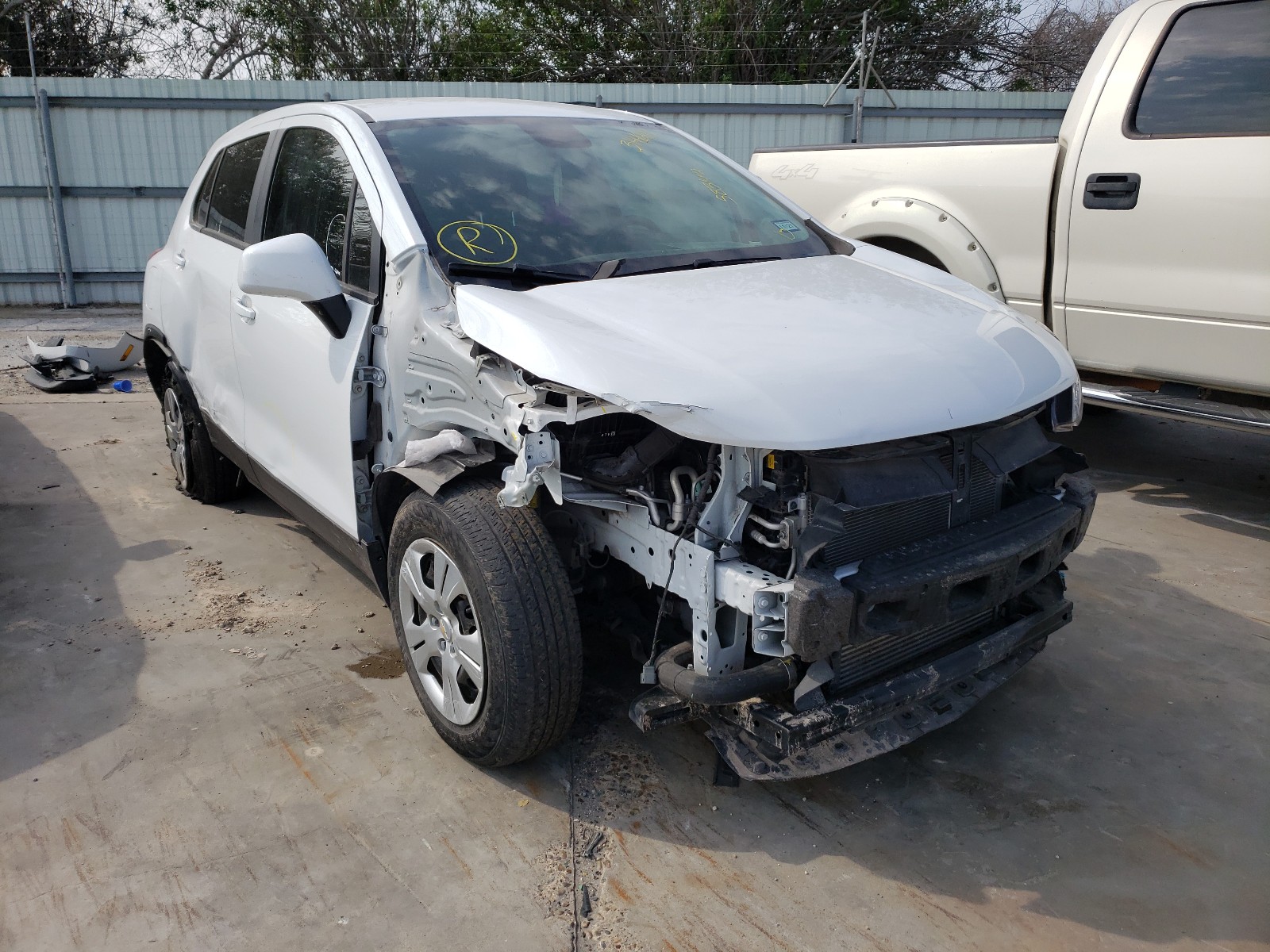 chevrolet trax ls 2018 kl7cjksb7jb583142