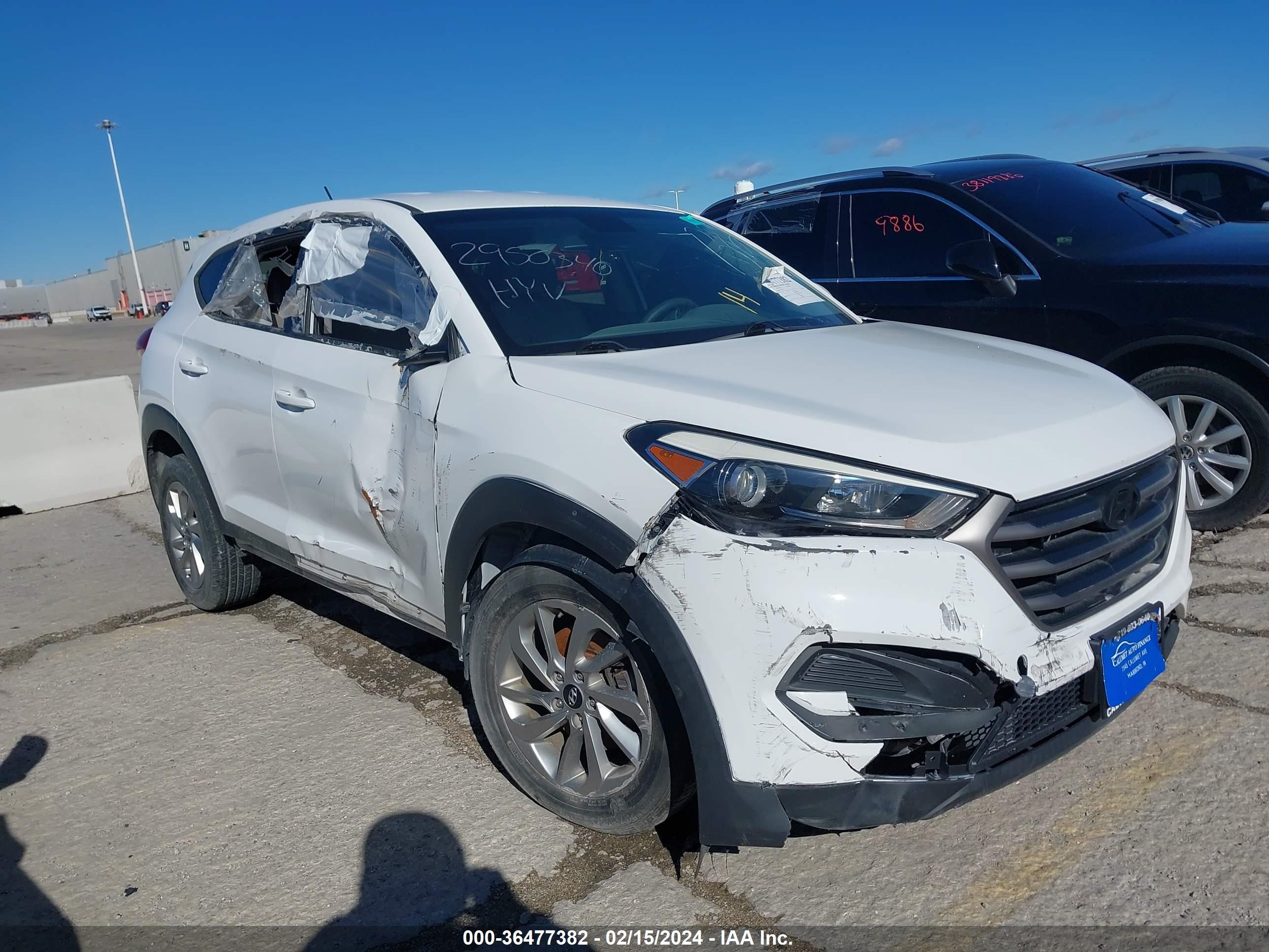 hyundai tucson 2016 km8j23a49gu252894