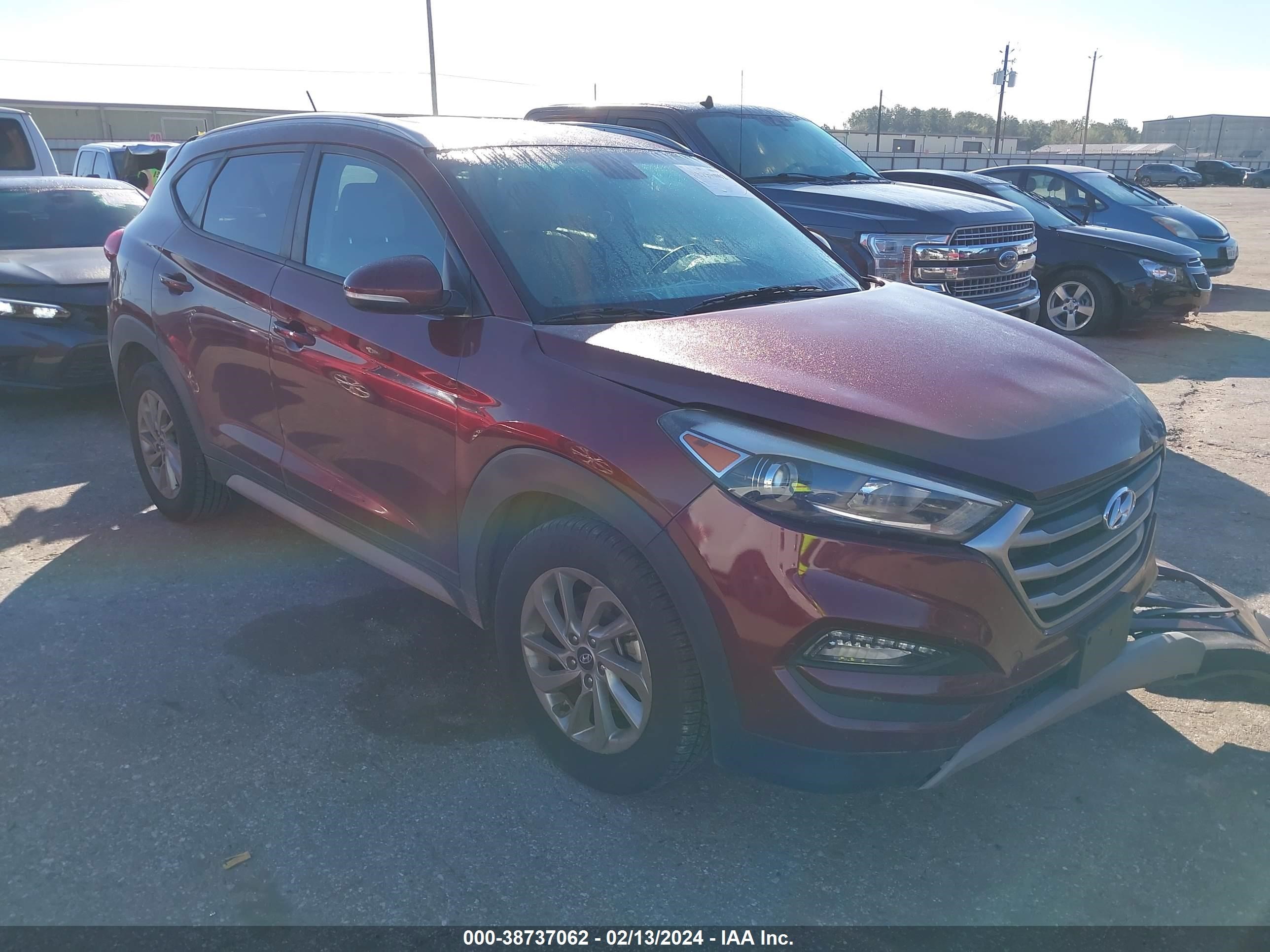 hyundai tucson 2017 km8j33a20hu482126