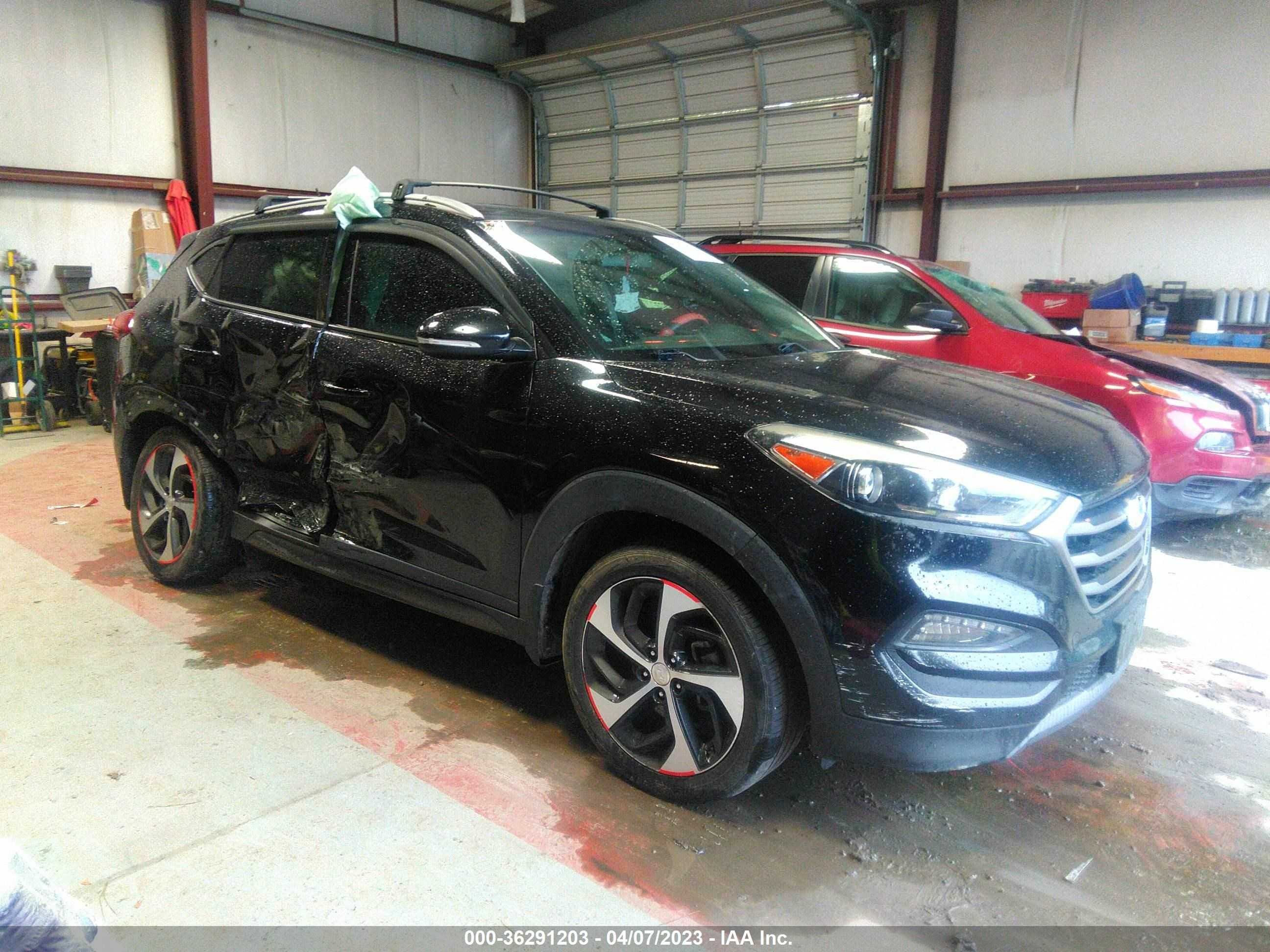 hyundai tucson 2016 km8j33a22gu163132