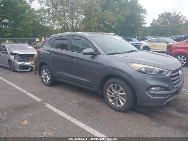 hyundai tucson 2016 km8j33a29gu194636