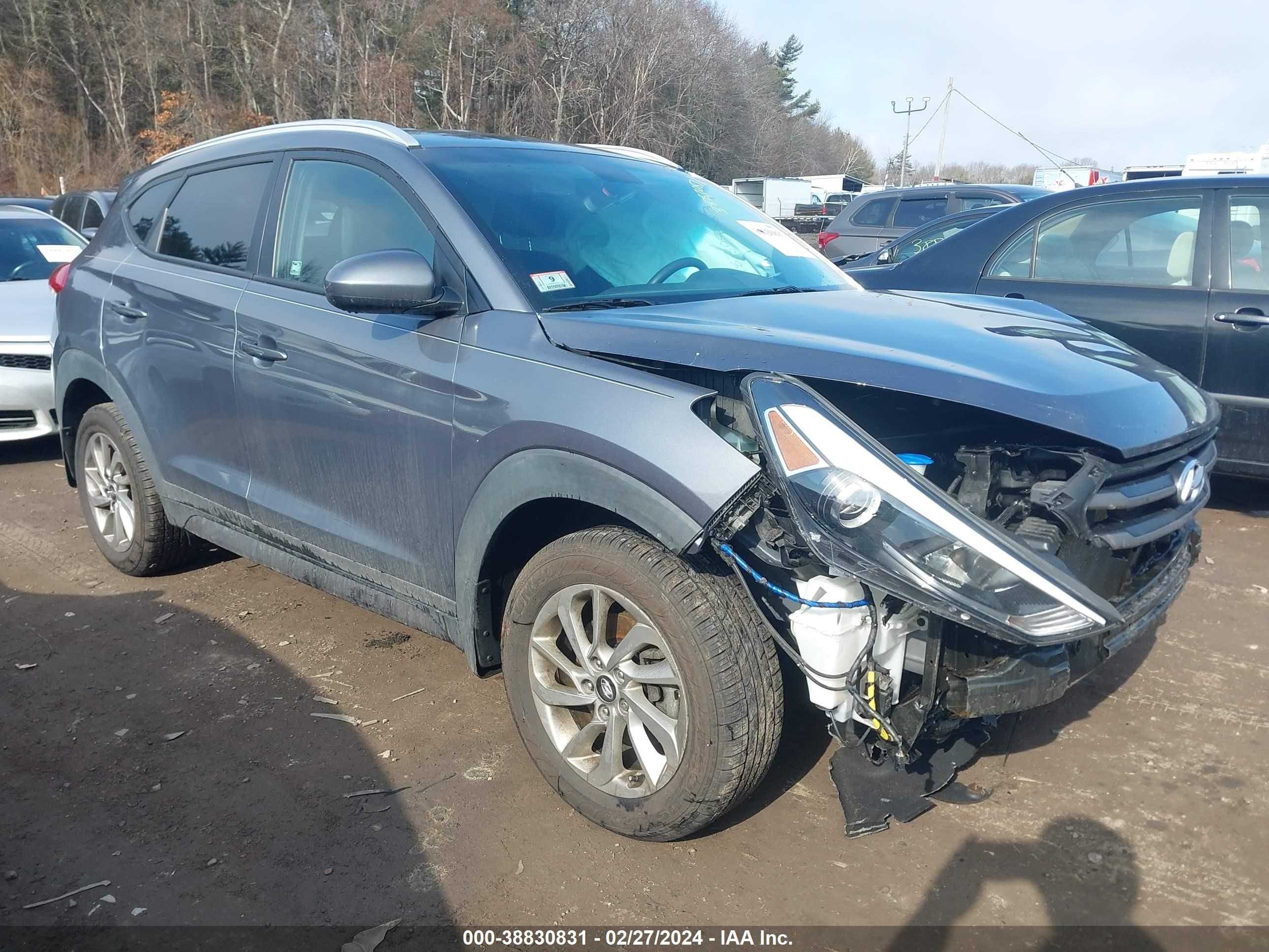 hyundai tucson 2016 km8j33a41gu057076