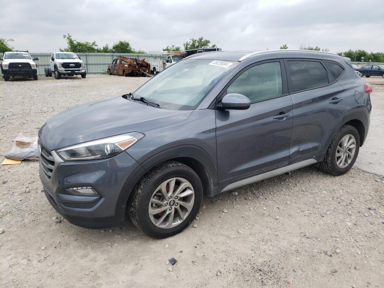 hyundai tucson 2018 km8j33a42ju597074