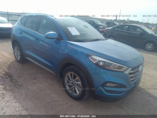 hyundai  2017 km8j33a43hu374729