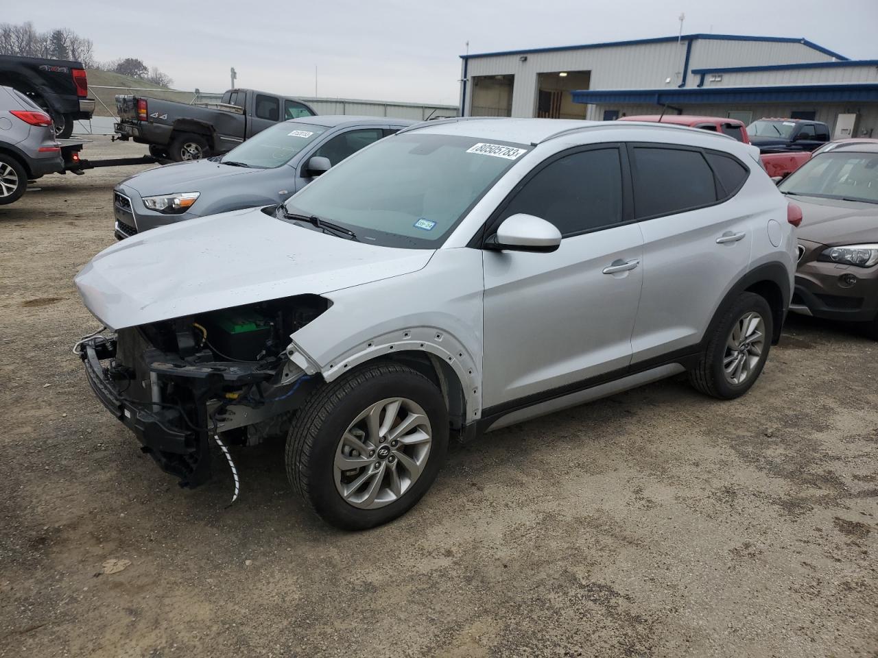 hyundai tucson 2017 km8j33a45hu328464