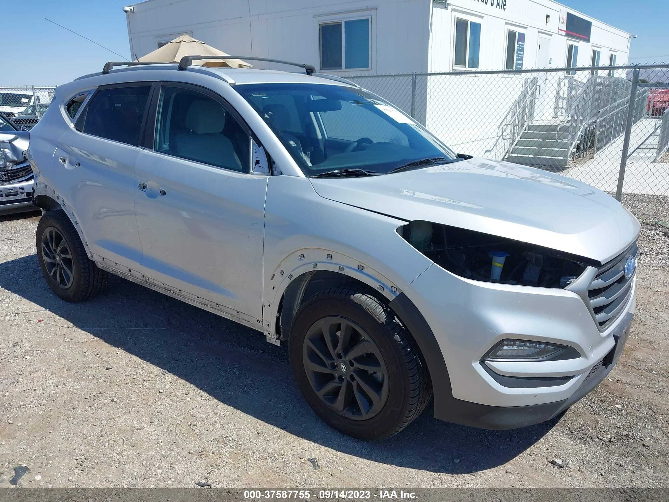 hyundai tucson 2017 km8j33a46hu269828