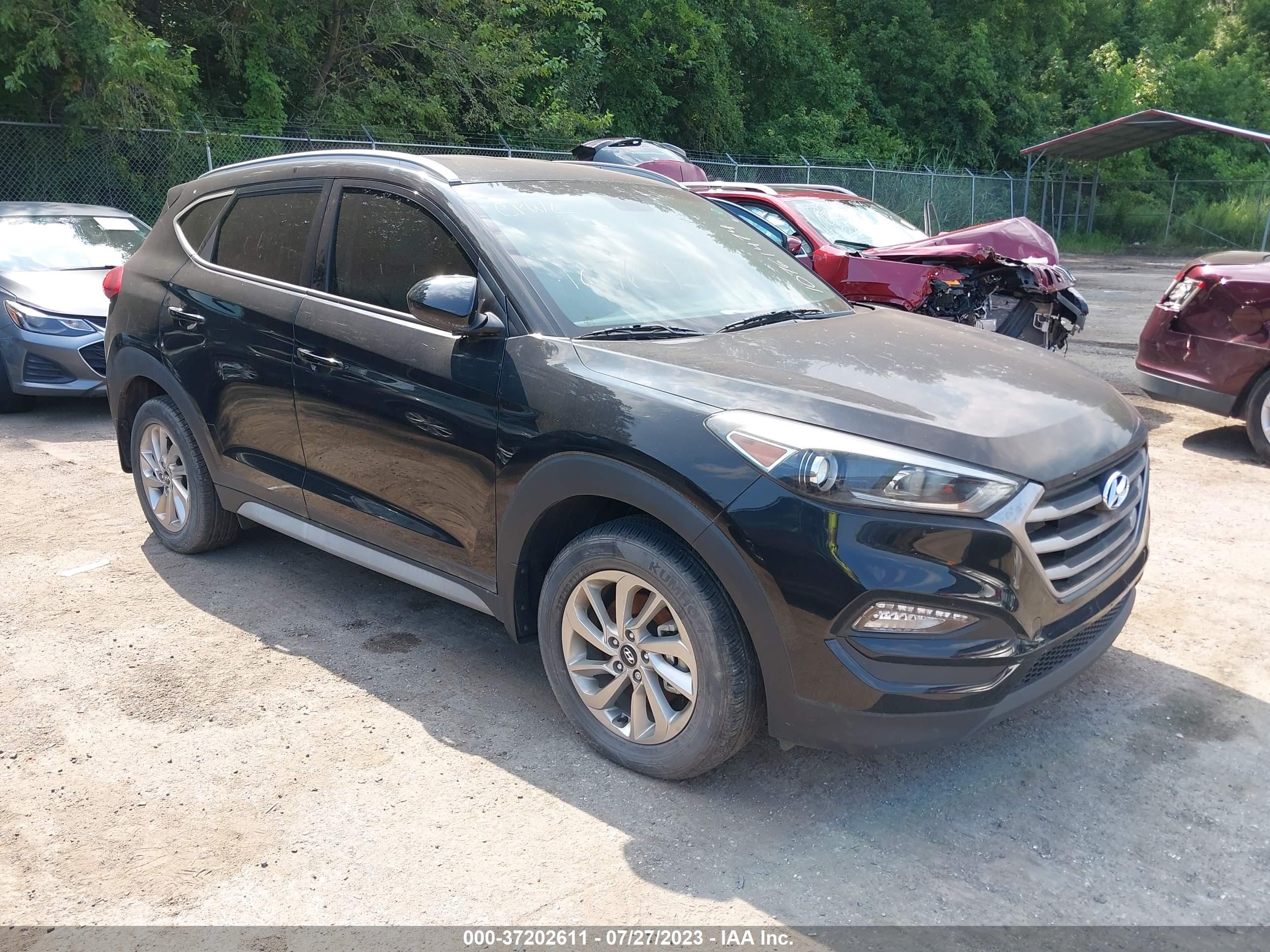 hyundai tucson 2017 km8j33a47hu368397