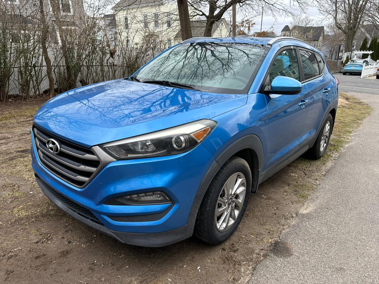 hyundai tucson 2016 km8j33a48gu180728