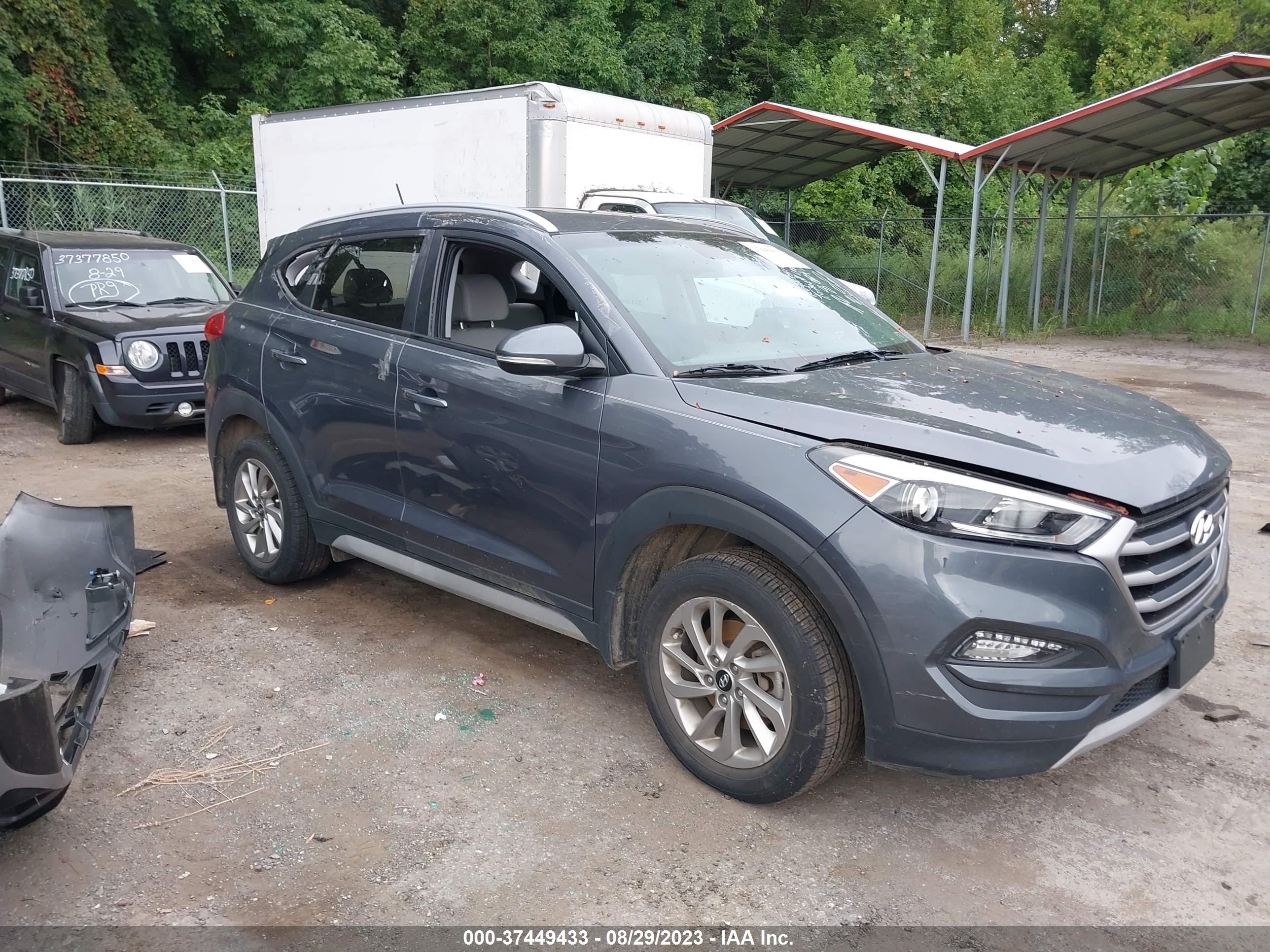 hyundai tucson 2017 km8j3ca29hu370229