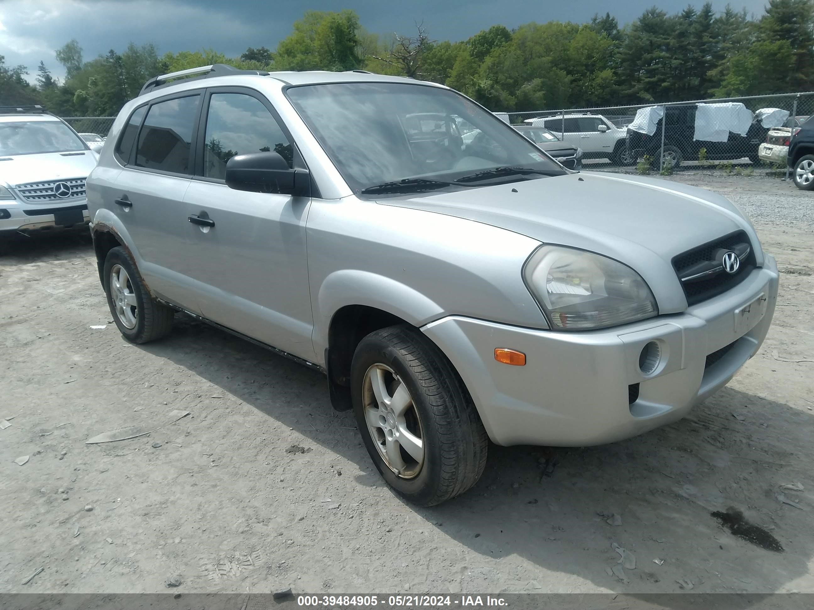 hyundai tucson 2007 km8jm12b37u535500