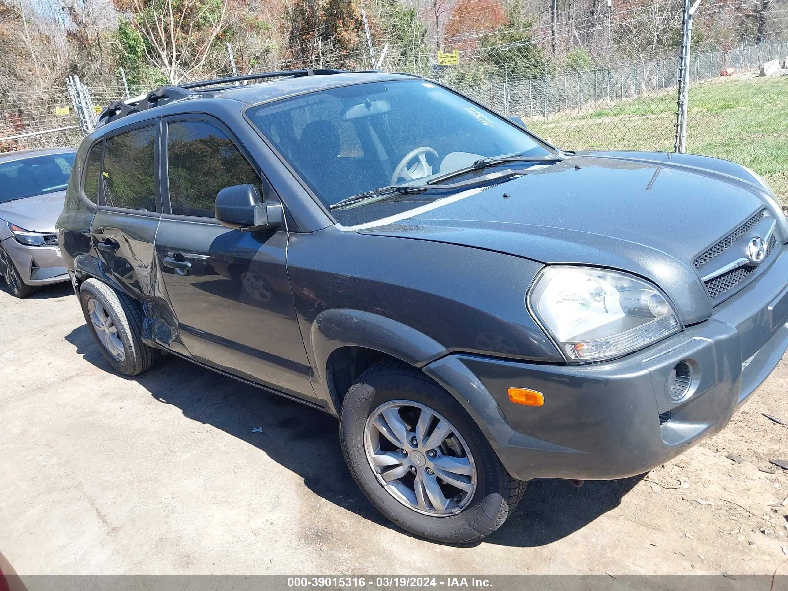 hyundai tucson 2009 km8jm12b79u952430