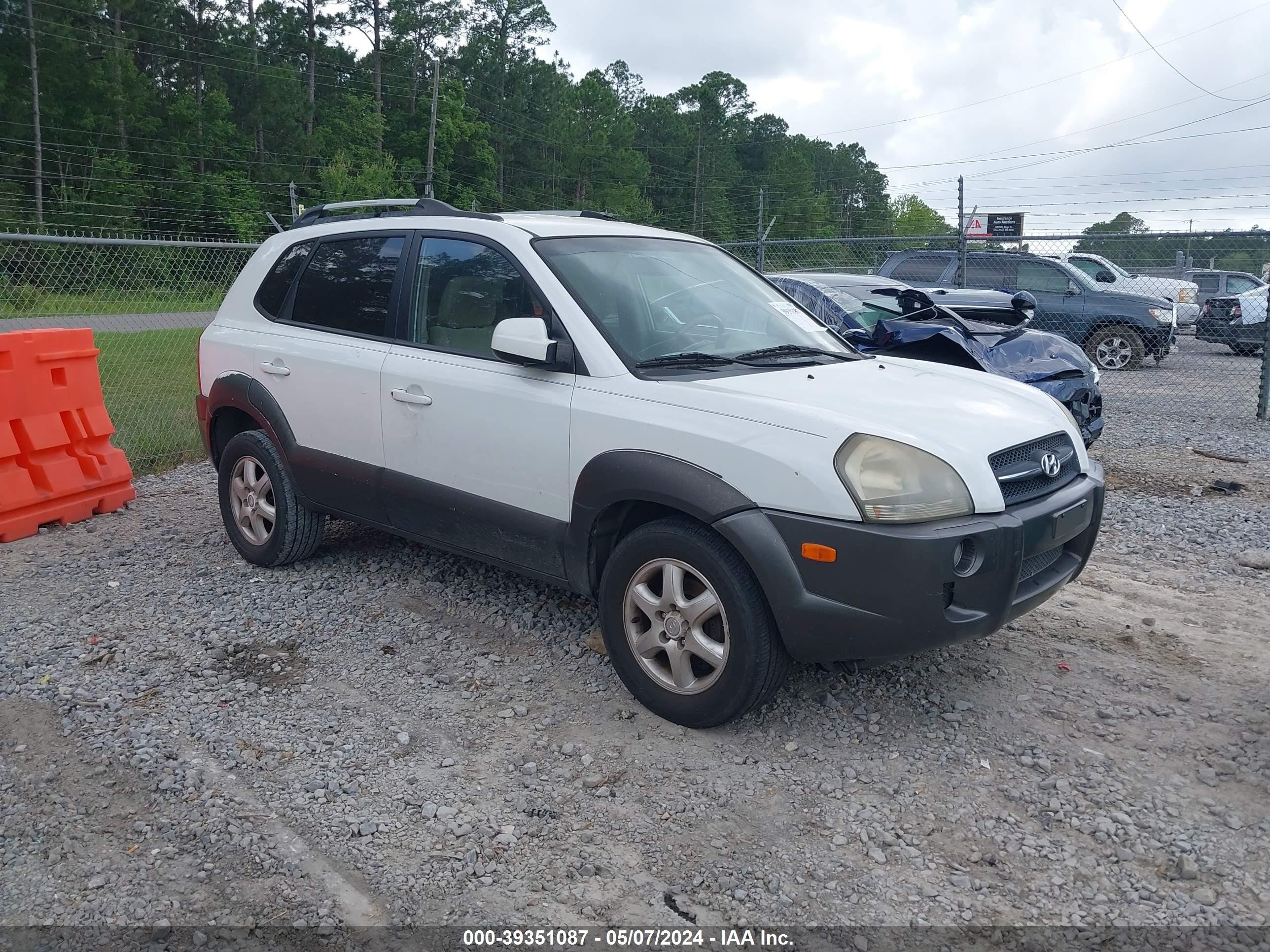 hyundai tucson 2005 km8jn12d15u044287