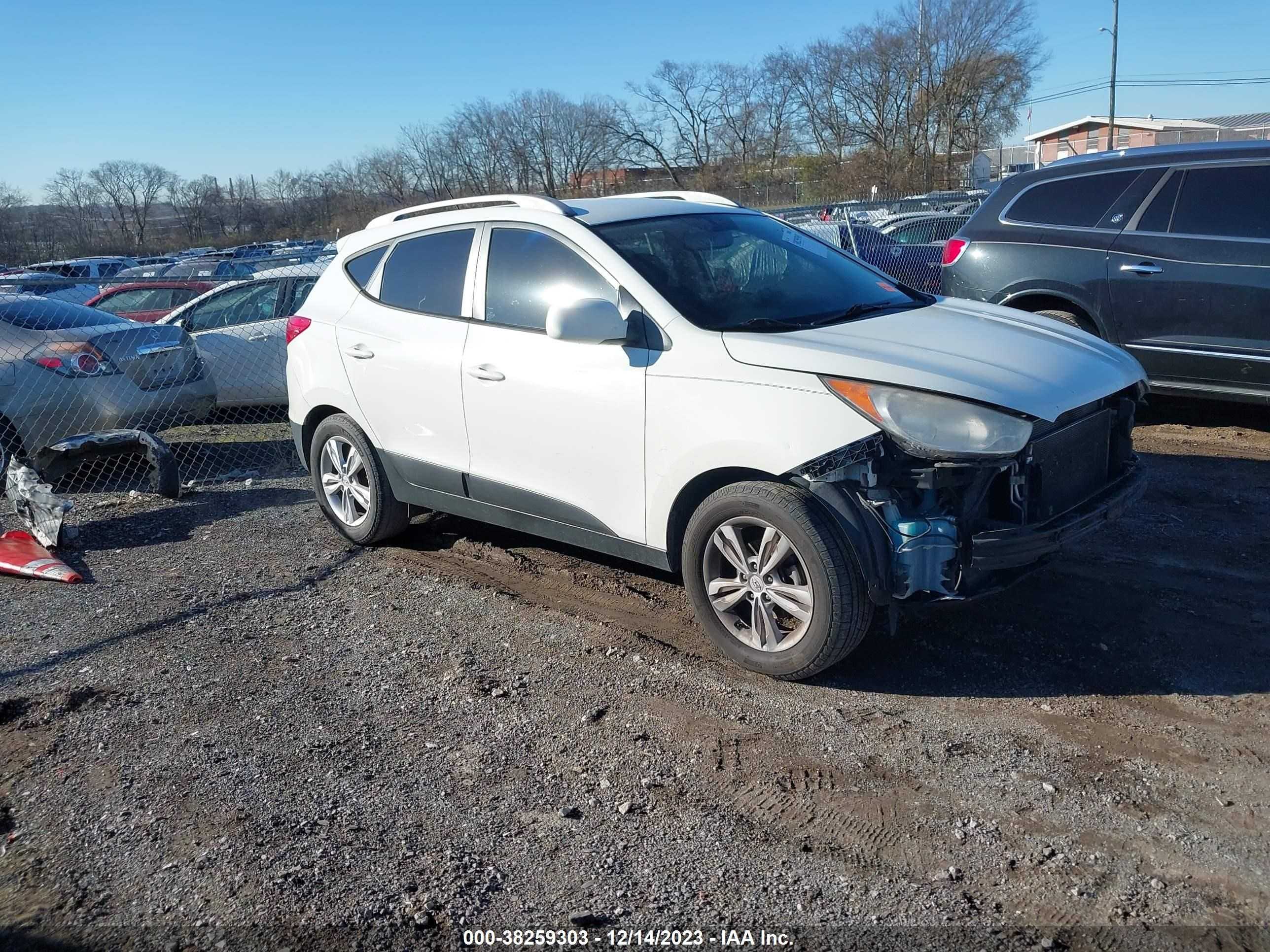 hyundai tucson 2011 km8ju3acxbu258035