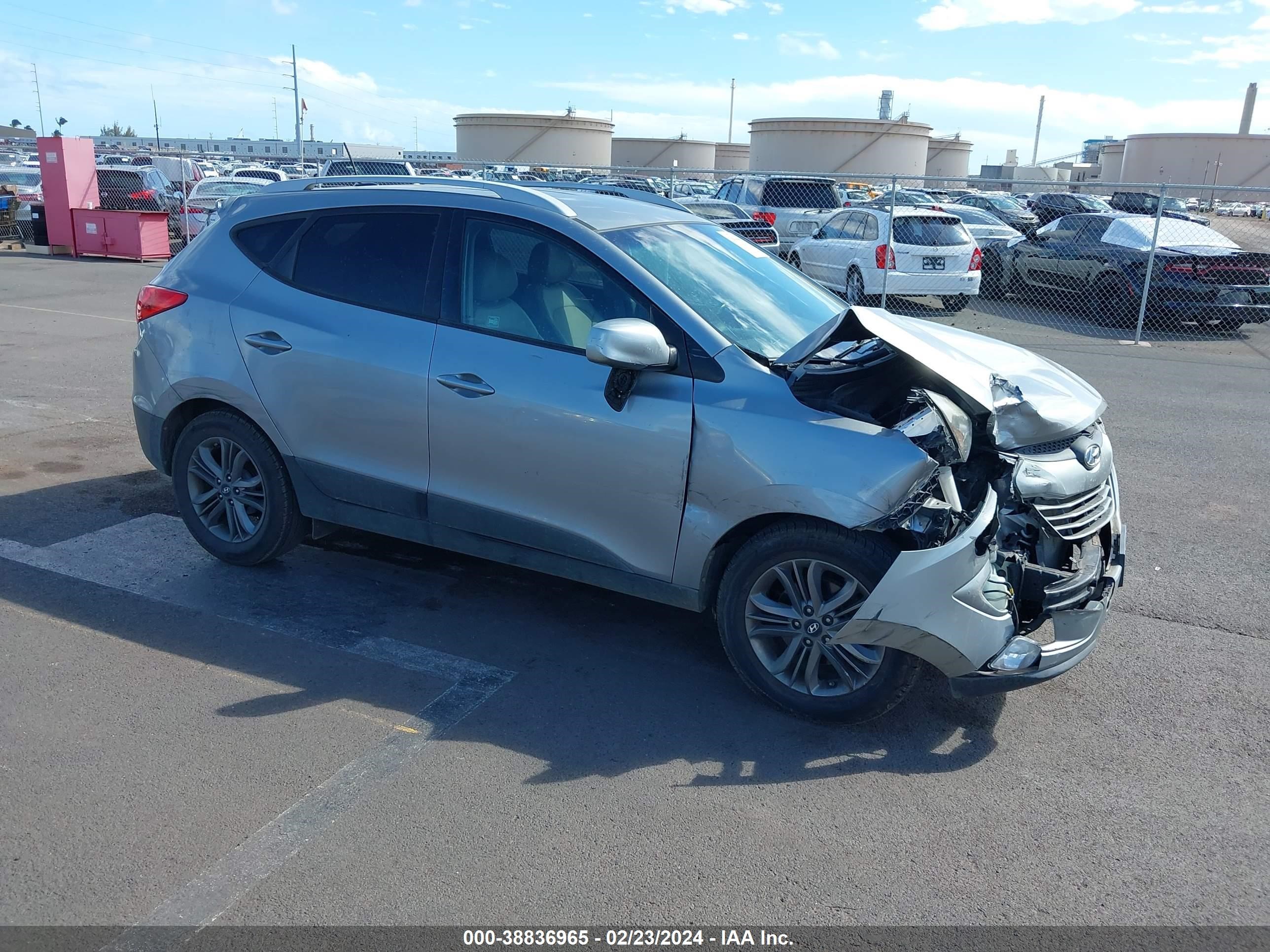 hyundai tucson 2015 km8ju3ag2fu084941