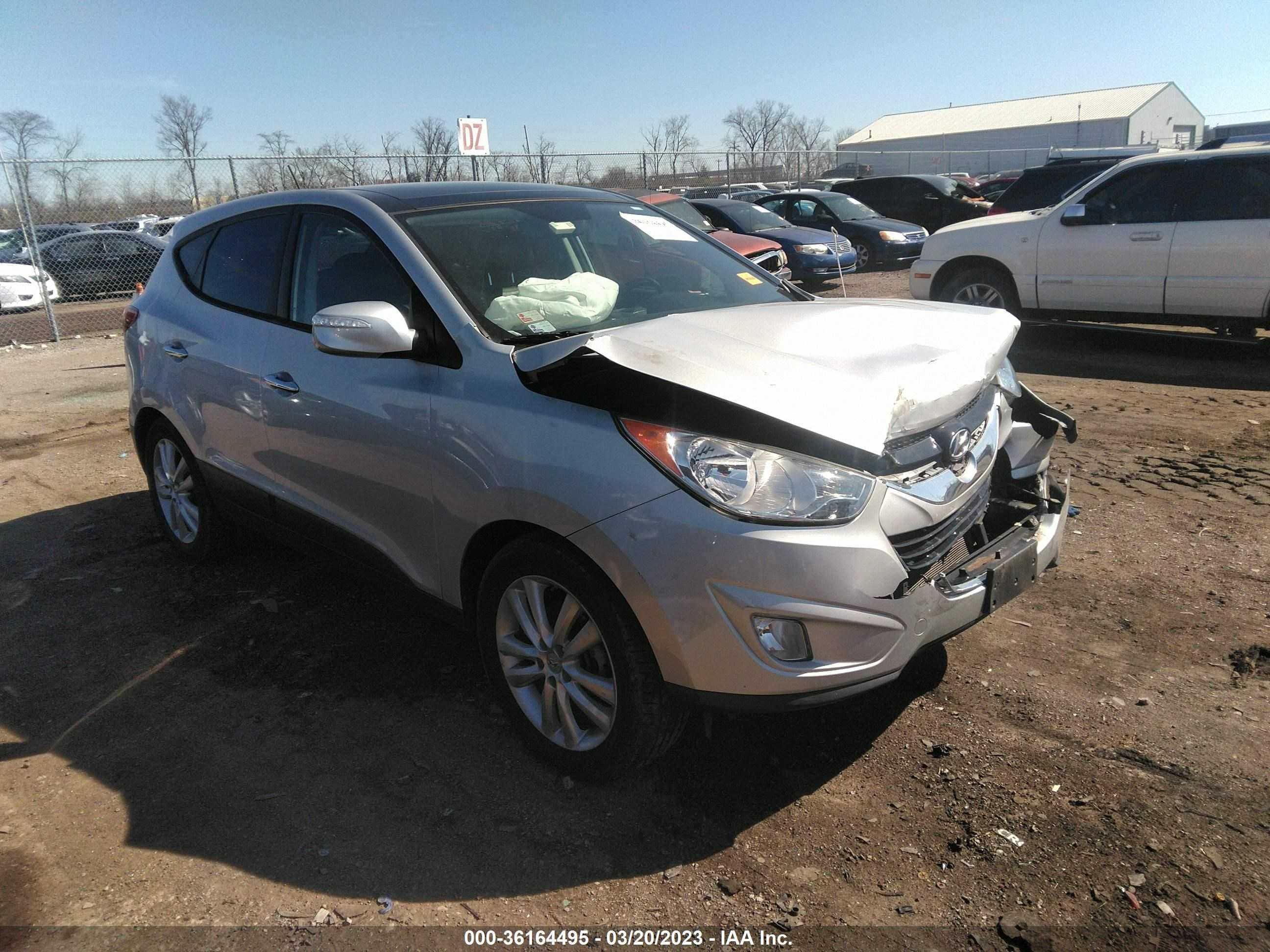 hyundai tucson 2011 km8jucac2bu277503