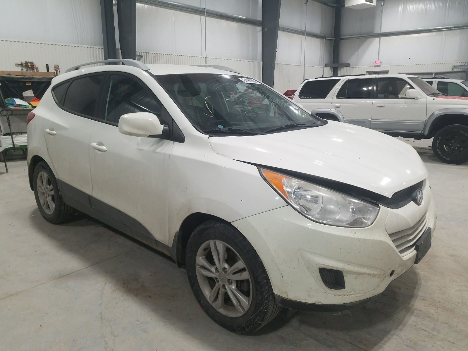 hyundai  2011 km8jucac7bu315663