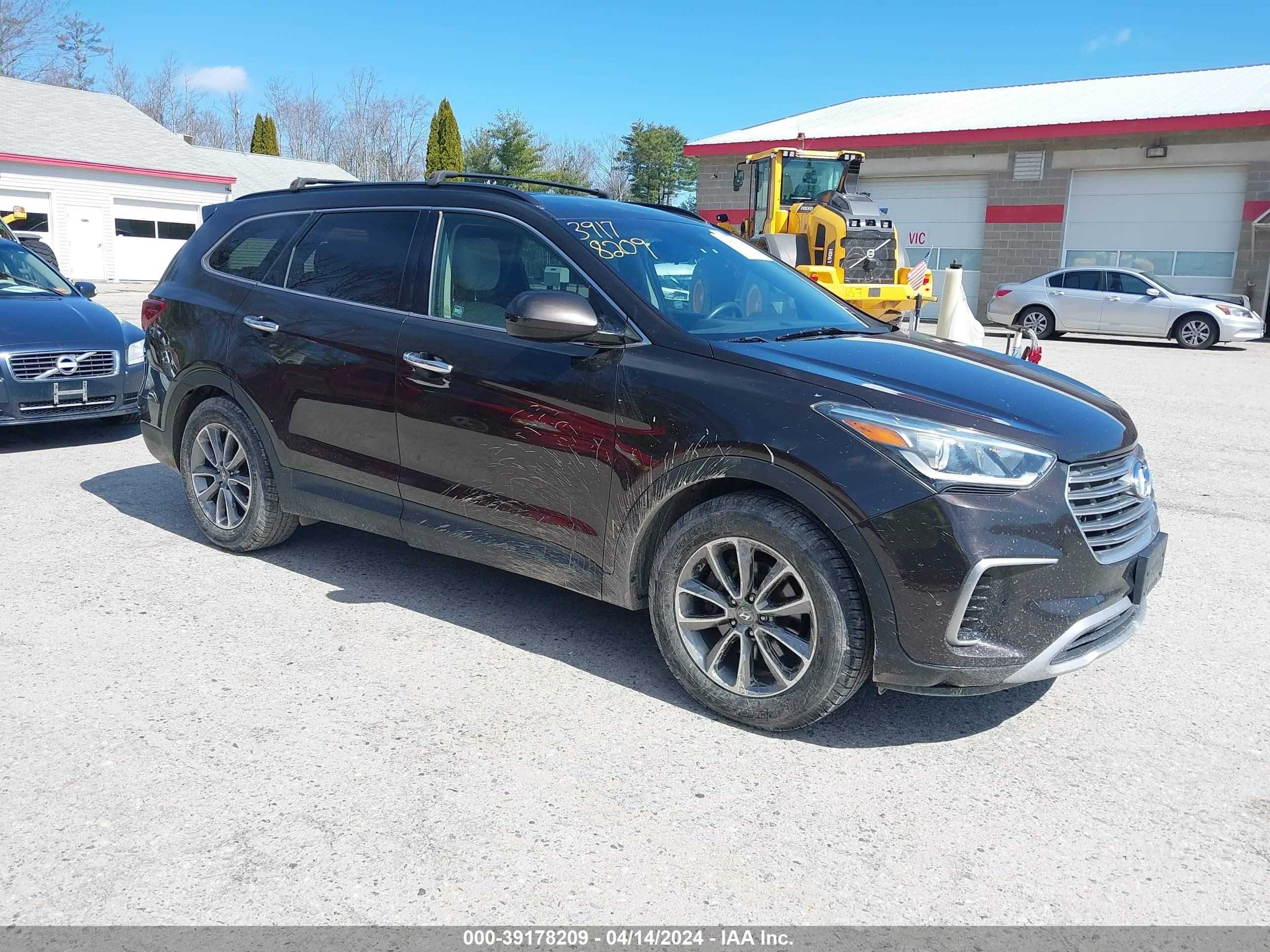 hyundai santa fe 2017 km8sm4hf6hu168481