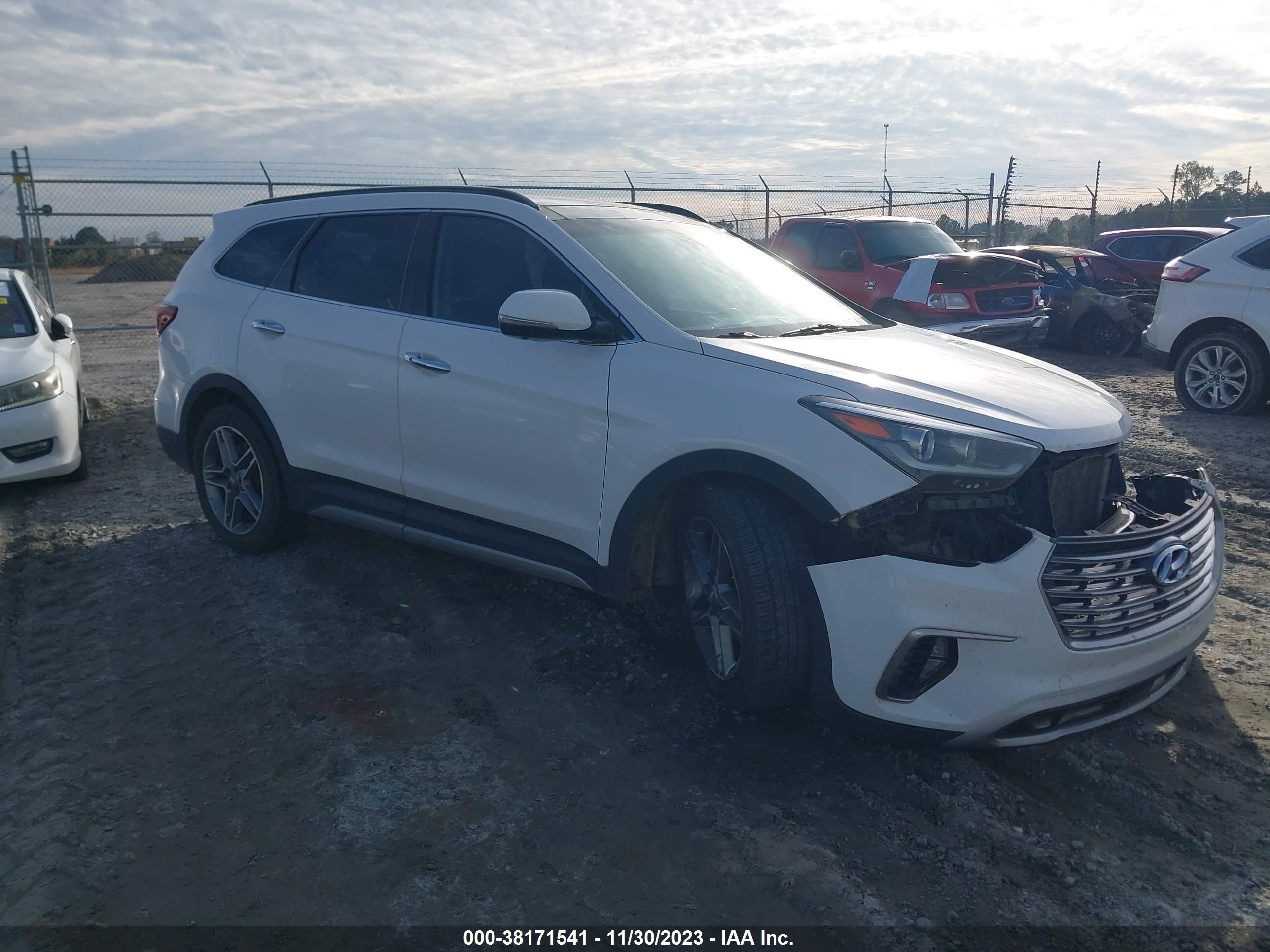 hyundai santa fe 2017 km8sr4hf5hu183572