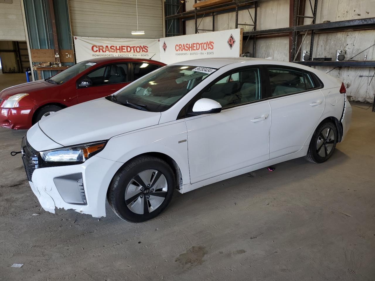 hyundai ioniq 2018 kmhc65lc2ju059961