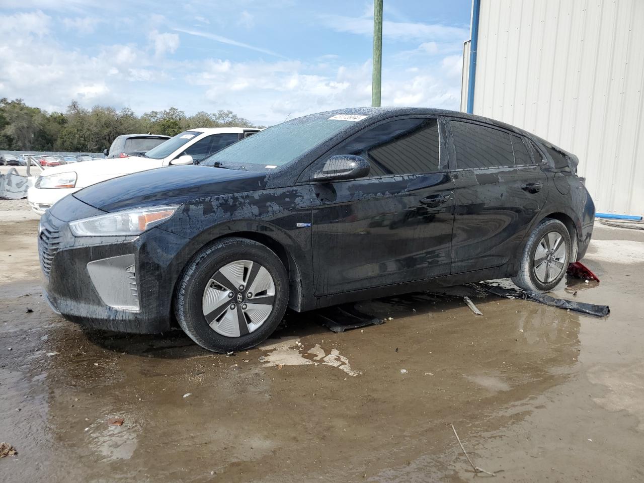 hyundai ioniq 2019 kmhc65lc4ku168939