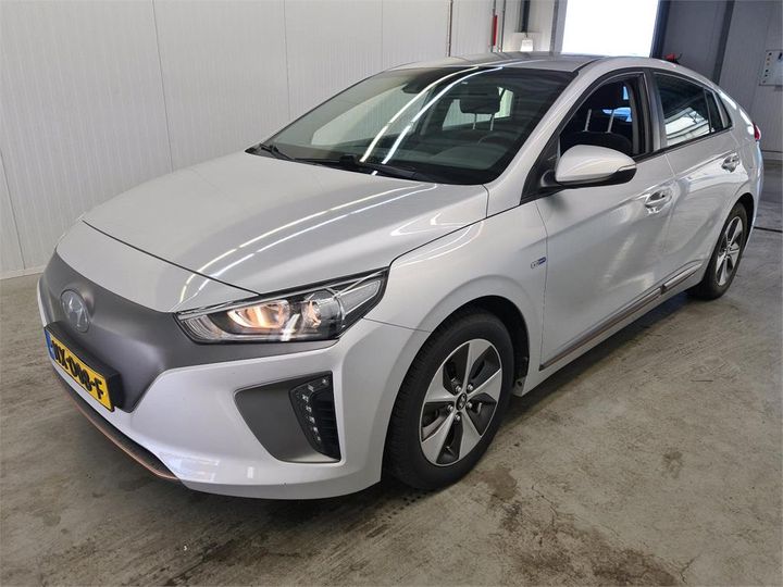 hyundai ioniq 2017 kmhc751hfhu008576