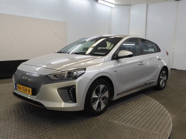 hyundai ioniq 2018 kmhc751hfhu017820