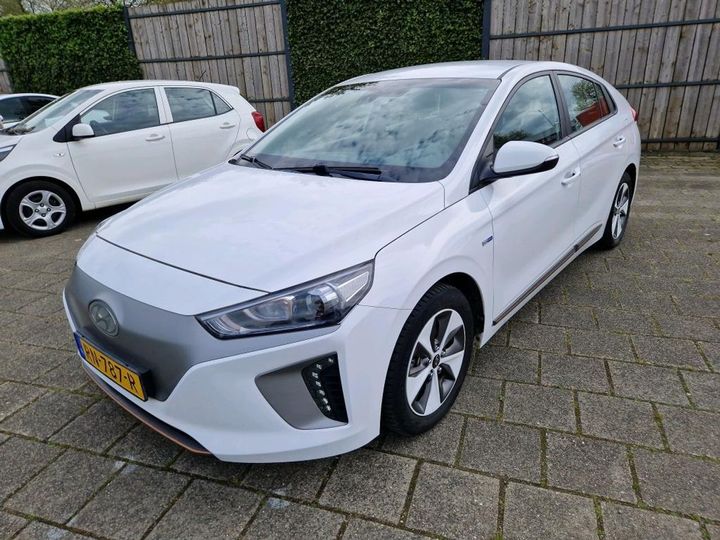 hyundai ioniq 2018 kmhc751hfhu017884