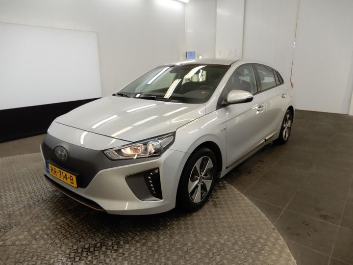 hyundai ioniq 2018 kmhc751hfhu019229