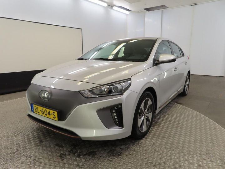 hyundai ioniq 2018 kmhc751hfhu019260