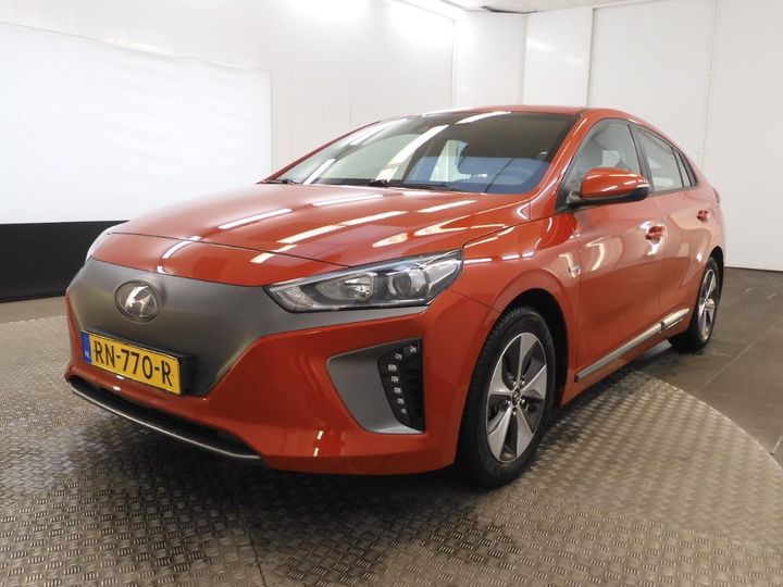 hyundai ioniq 2018 kmhc751hfhu019312