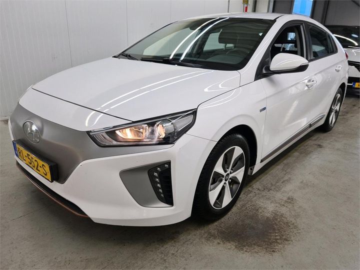 hyundai ioniq 2018 kmhc751hfhu019544