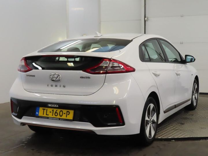 hyundai ioniq 2018 kmhc751hfju033152