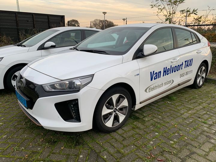 hyundai ioniq 2019 kmhc751hfku051372