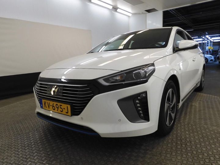 hyundai ioniq 2016 kmhc851cghu008682