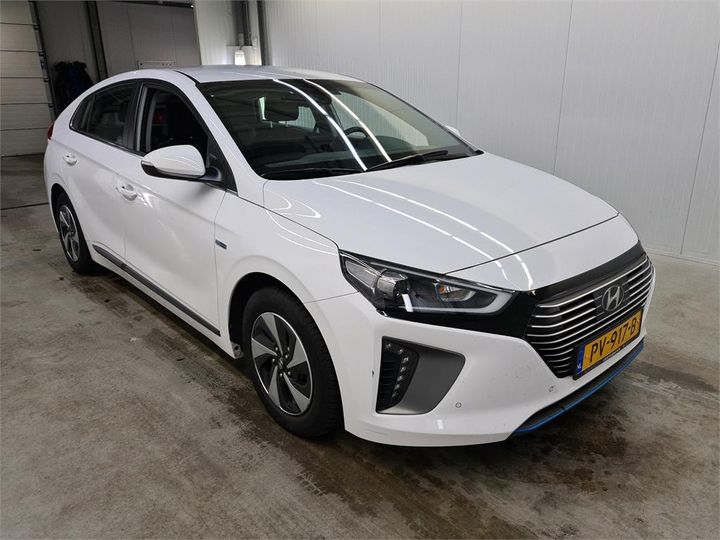 hyundai ioniq 2017 kmhc851cghu014021