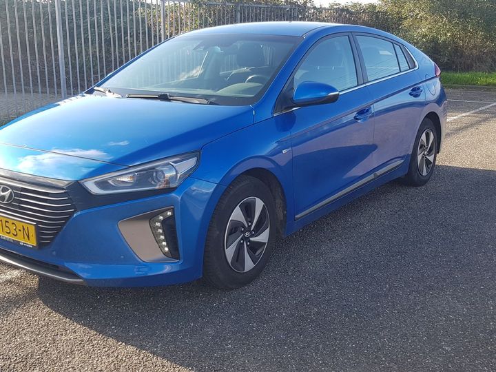 hyundai ioniq 2018 kmhc851cghu015377