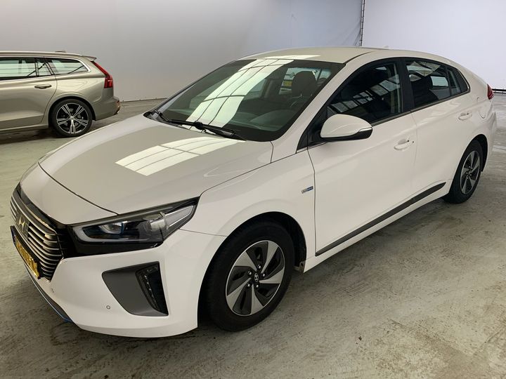 hyundai ioniq 2018 kmhc851cghu015483