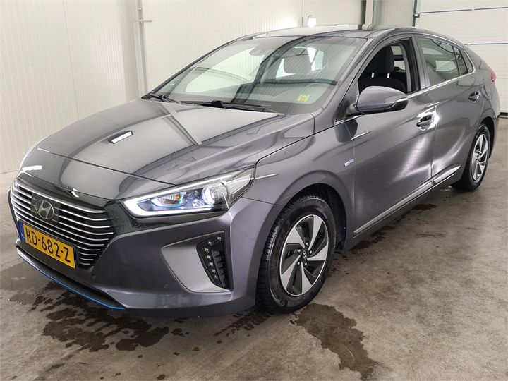 hyundai ioniq 2017 kmhc851cghu017881