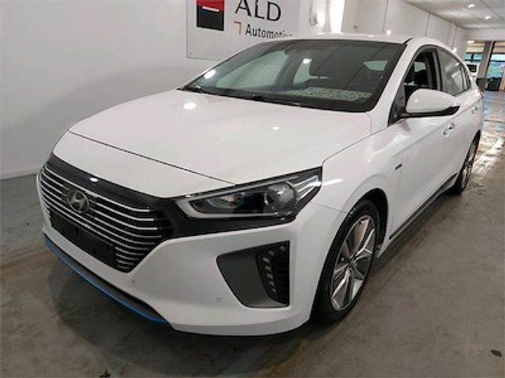 hyundai ioniq 2018 kmhc851cghu047516