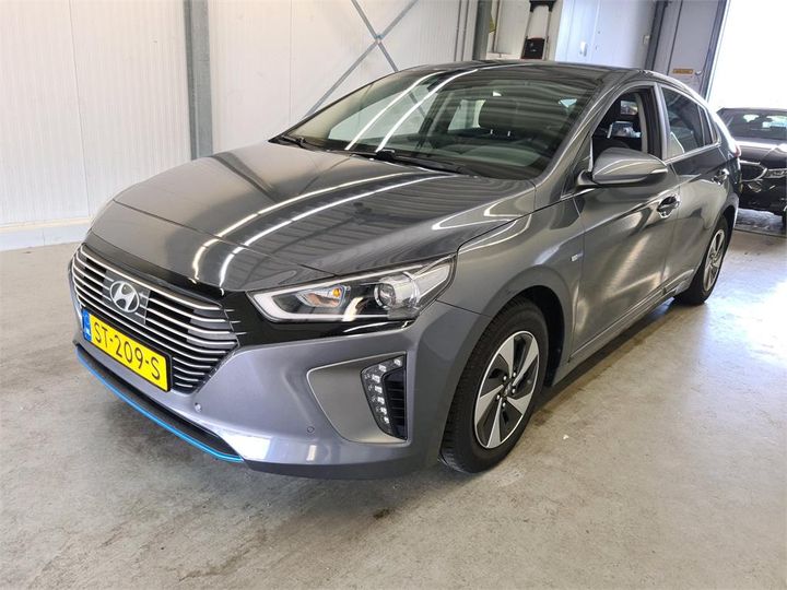 hyundai ioniq 2018 kmhc851cgju096766