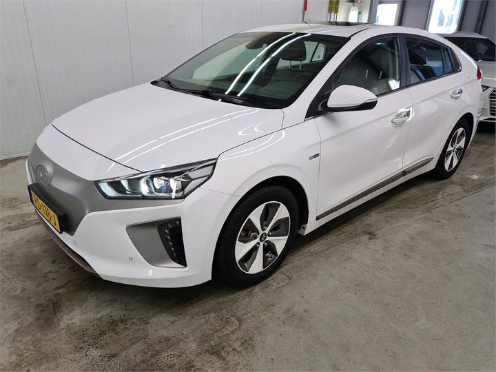 hyundai ioniq 2017 kmhc851hfhu014929