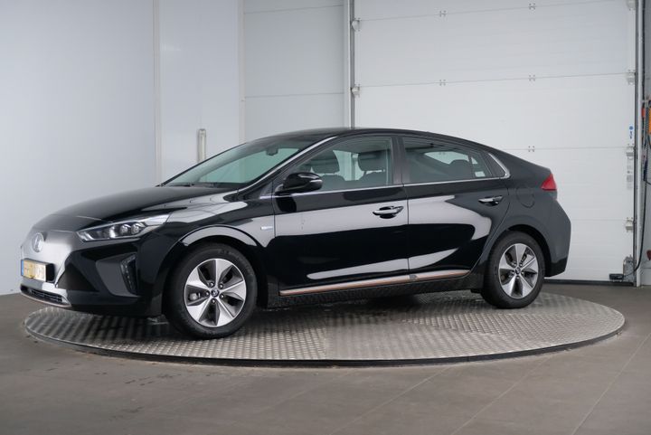 hyundai ioniq 2018 kmhc851hfhu018508